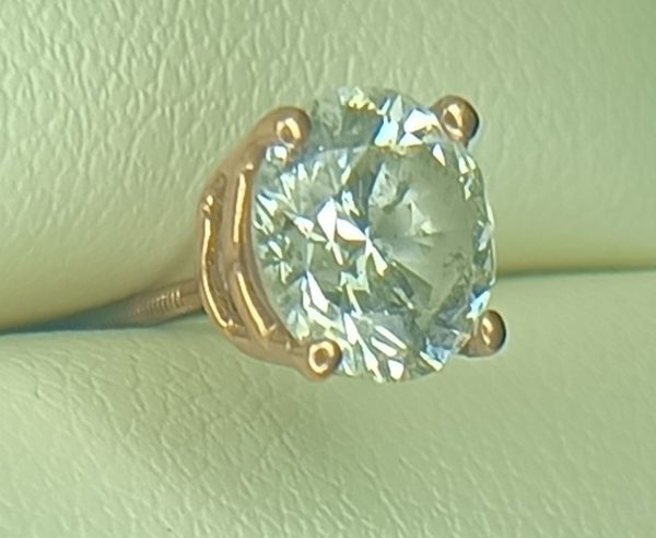 2.11 ct. Natural Round Diamond Screw Back Earrings in 10K Yellow Gold - Image 3